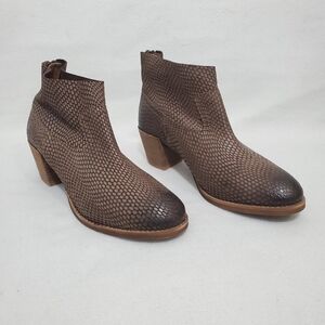 Seychelles Brown Waxed Leather Reptile Ankle Boots
